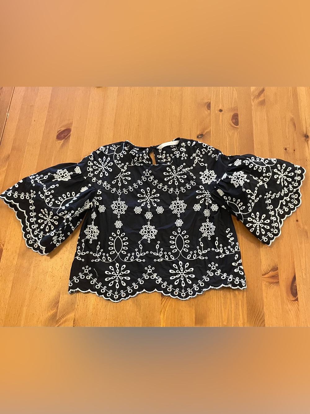 Zara Trafaluc eyelet Black and white Blouse